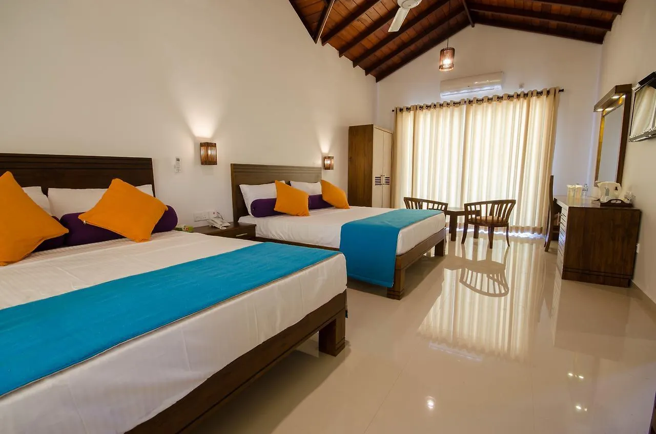 Okwin Resort Kandy 3*,